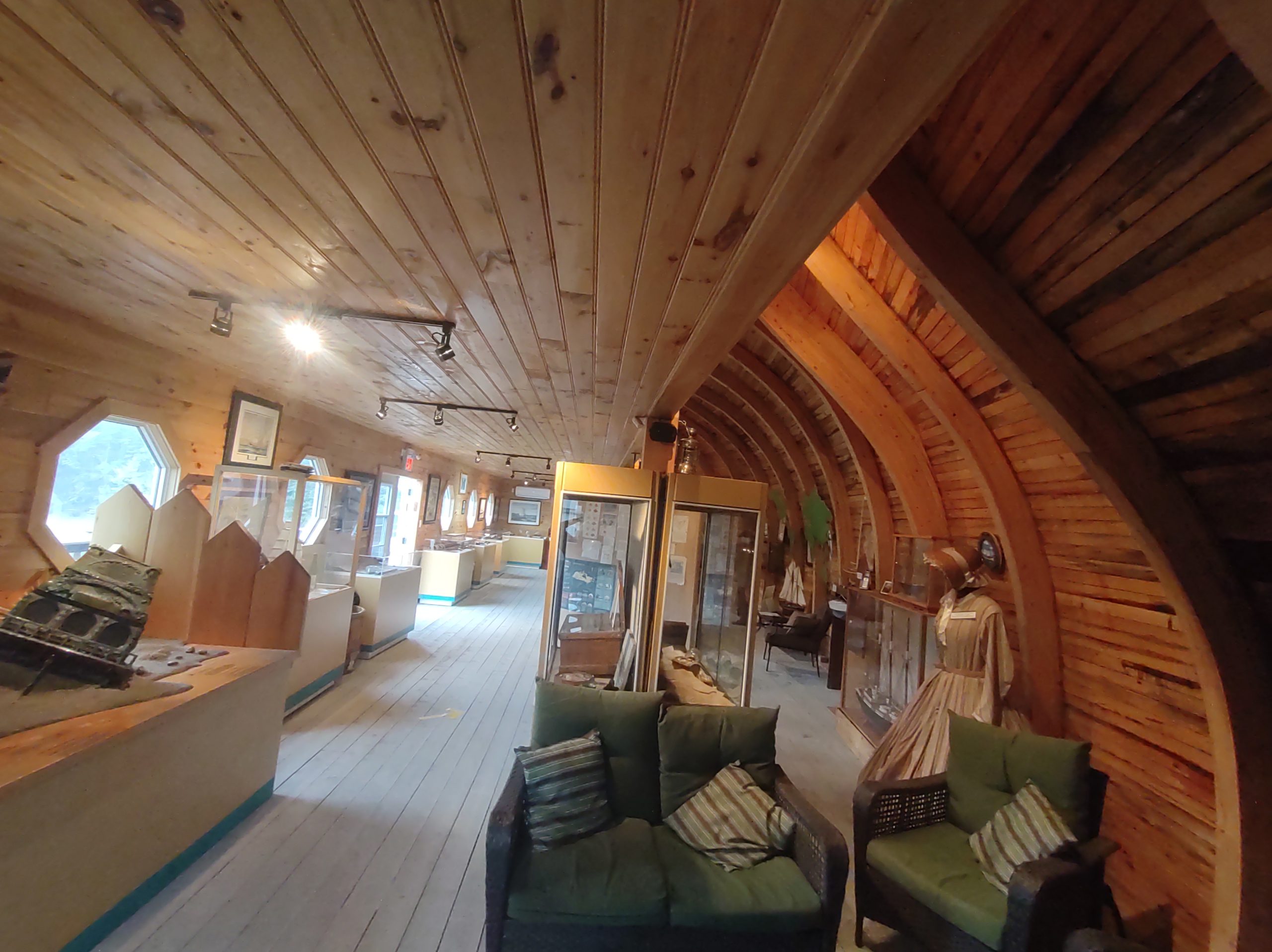 Wind and wave building